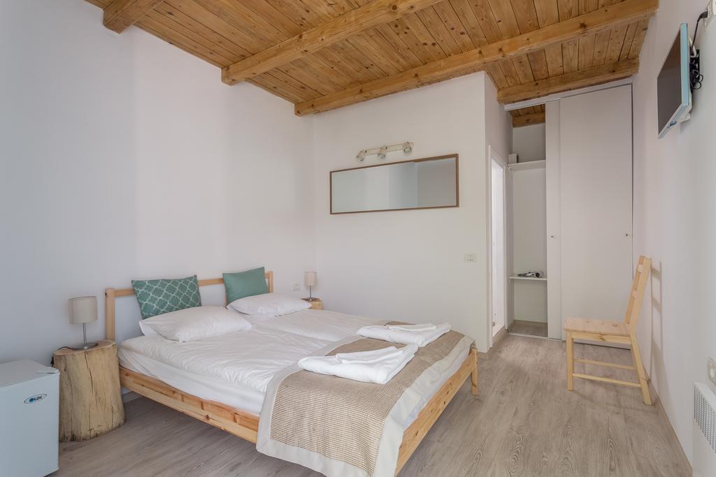 Hotel Casa Stavros Două Mai Esterno foto