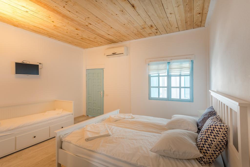 Hotel Casa Stavros Două Mai Esterno foto
