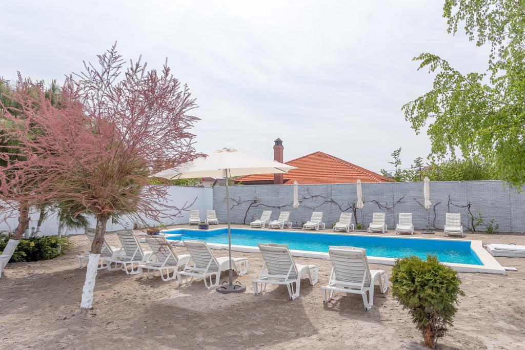 Hotel Casa Stavros Două Mai Esterno foto